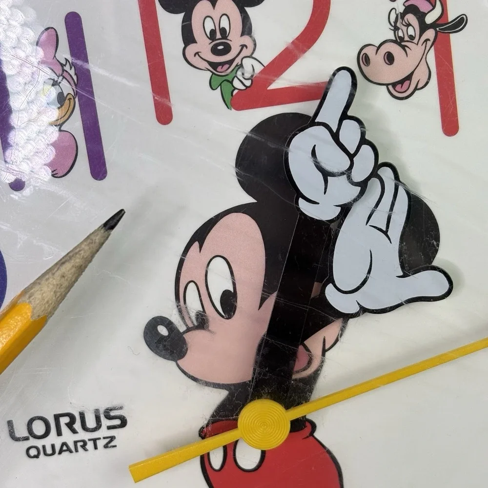 Lorus Disney Mickey Mouse & Friends Learn To Tell The Time Clock Quartz W/ Fiaw
